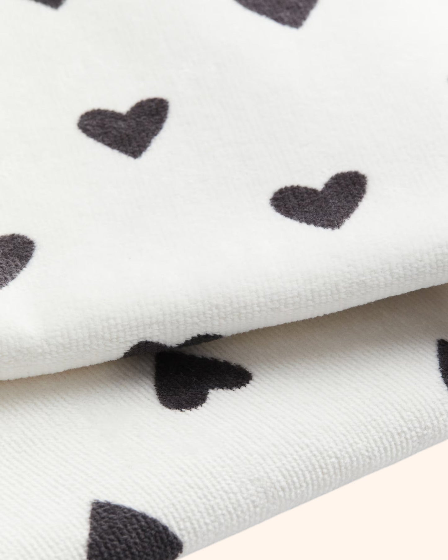 Black & White Bath Towel - Details